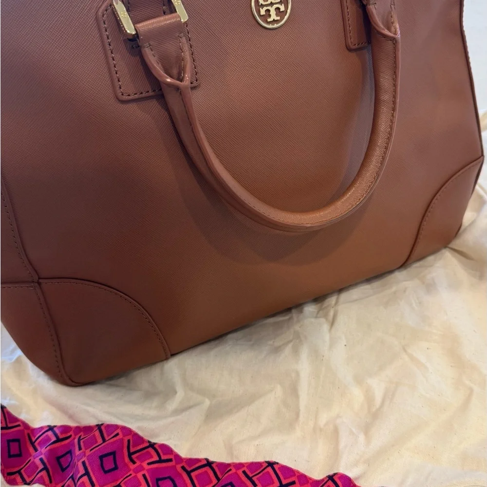 Tory Burch Robinson Double Zip tote